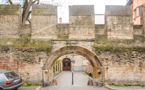 (Fausse) Porte de l'enceinte médiévale de Strasbourg