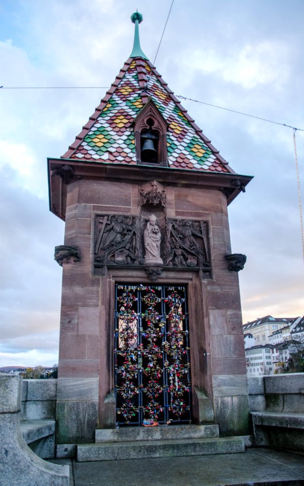 La petite chapelle du pont du milieu du Rhin / Die kleine Käppelijoch der Mittlere Rheinbrücke