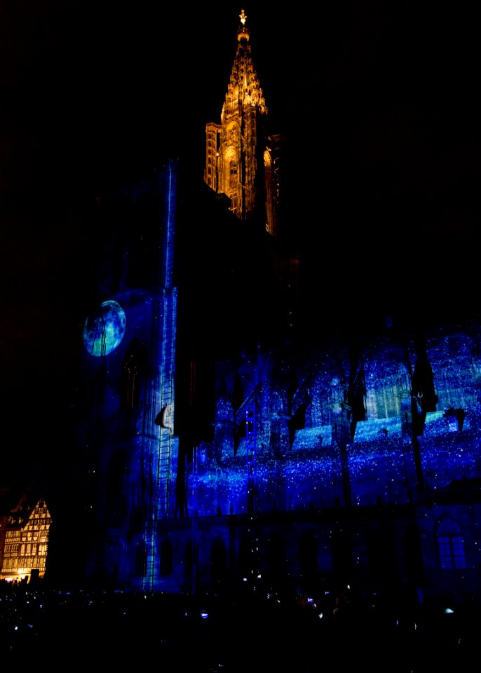 Cathédrale sous les projecteurs