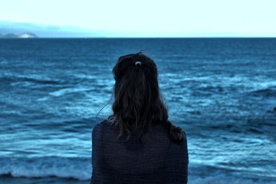 Deep the ocean's blue I stare