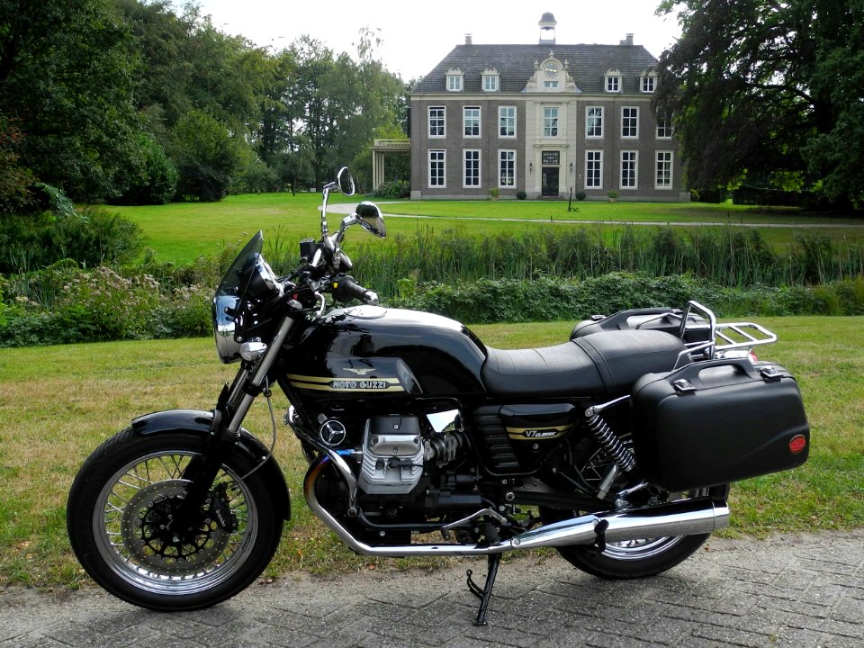Moto Guzzi V7 Classic