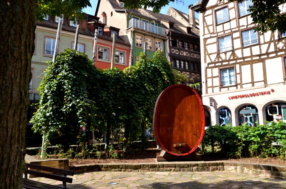 Tonneau géant - place des Tripiers à Strasborg