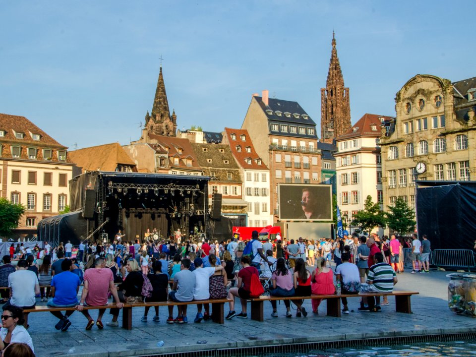 Début toujours calme de Fête de la musique