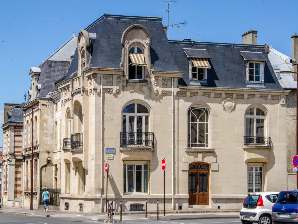 Art nouveau dans le croisement Carnot, Vinetz