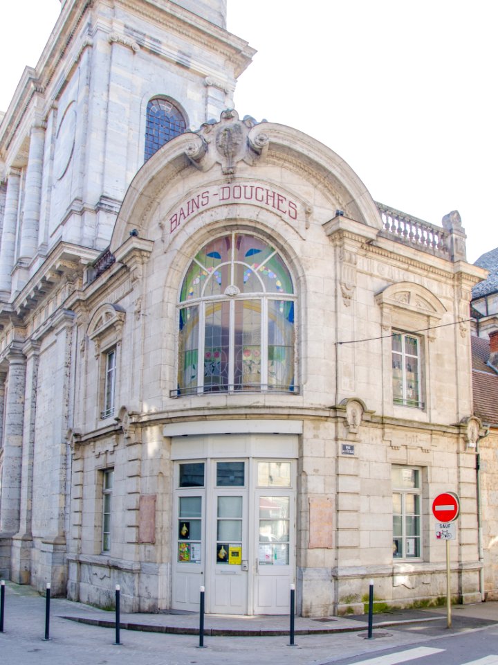 Anciens Bains-Douches du quartier Battant