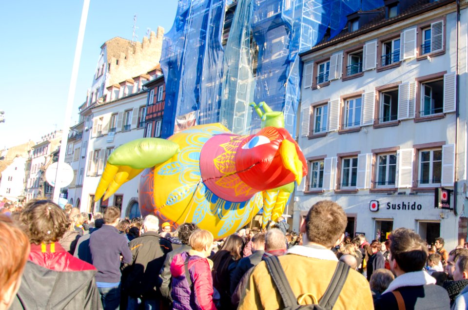 Poule géante au Carnaval de Strasbourg