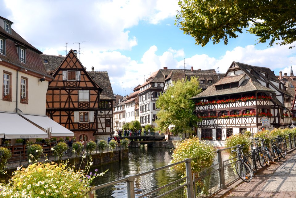 La petite France depuis la place Benjamin Zix photo