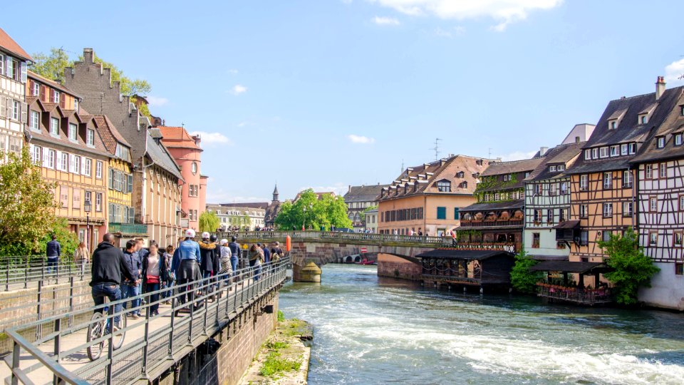 Écluse de la petite France et pont Saint-Martin