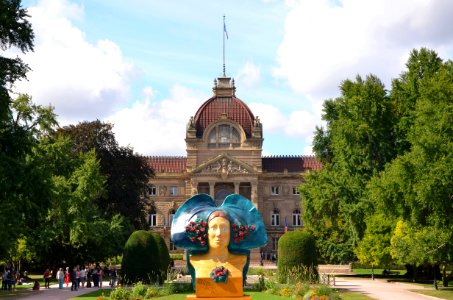 Palais du Rhin et tête d'Alsacienne