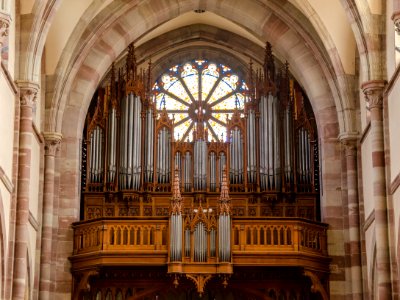 Le bel orgue de l'église Saint-Pierre-et-Paul