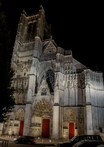 Cathédrale Saint-Étienne de nuit - Auxerre photo