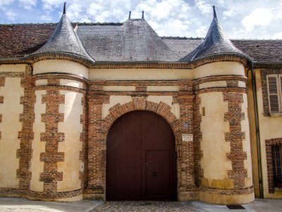 Façade de l'Hôtel Louis de Guidotti ou Maison Puynesge - Joigny photo