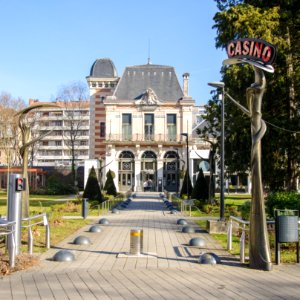 Casino - Besançon-les-Bains