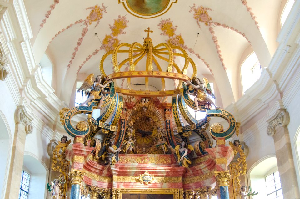 Couronne en baldaquin de l'Abbaye d'Ebersmunster