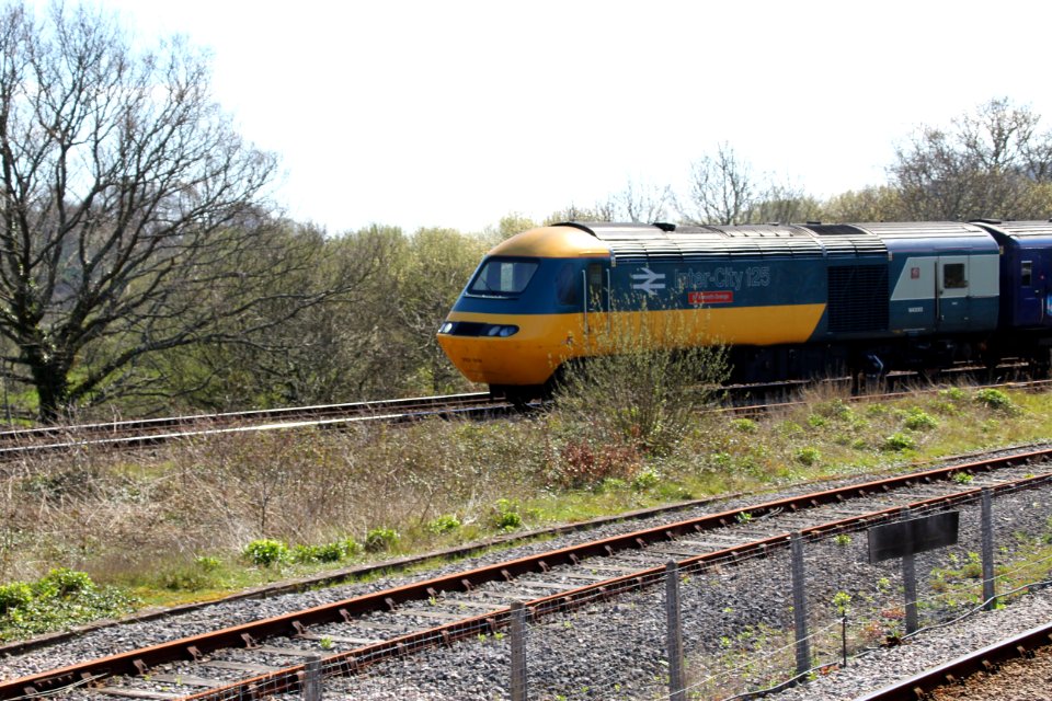 43002 (253 001) Sir Kenneth Grange at Totnes