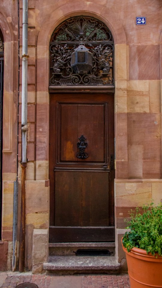24 Place de la Cathédrale