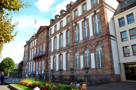Hôtel de Ville - Place Brogli à Strasbourg photo