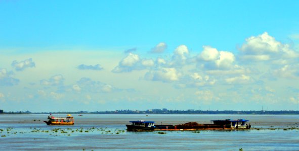 Tonle sap meets the mighty Mekong river photo