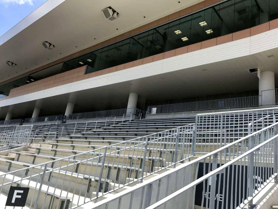 Closeup press box