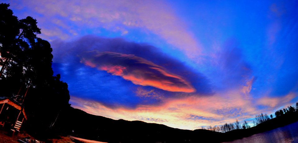 Sunrise, byglandsfjord photo