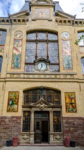 Façade rénovée et détaillée - École supérieure des arts décoratifs de Strasbourg #1 photo