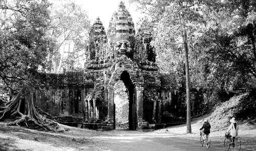 Victory gate, Angkor thom photo