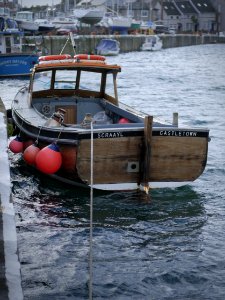 Scraayl: Boat in Port St. Mary Harbour