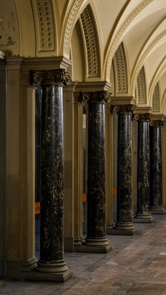 Le marbre à l'honneur - Palais universitaire #7