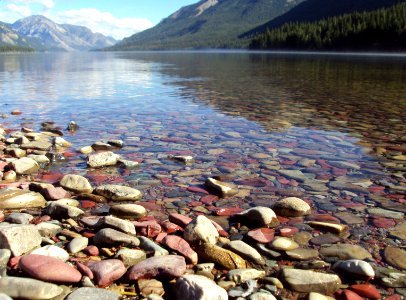 Waterton Lake rocks