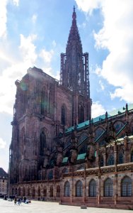 Gigantissime cathédrale de Strasbourg