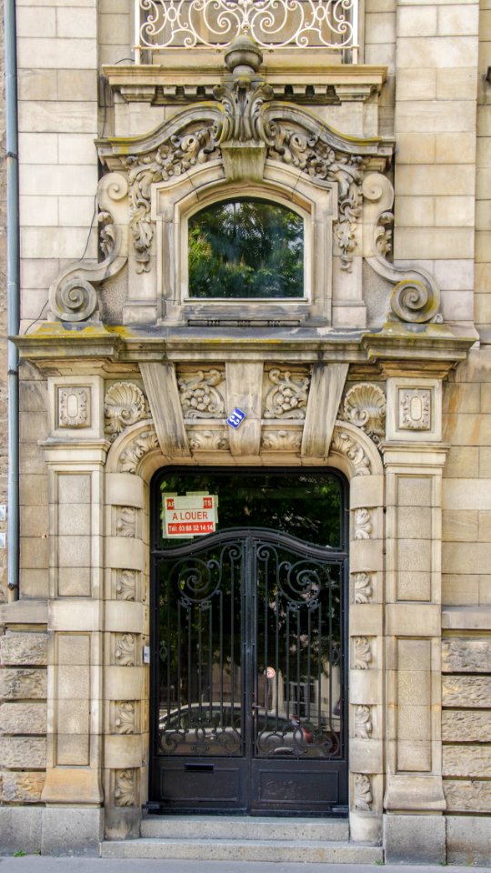Porte du Consulat général d'Espagne à Strasbourg