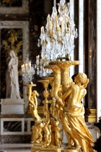 CAMILLE MORENOS - statues d'or