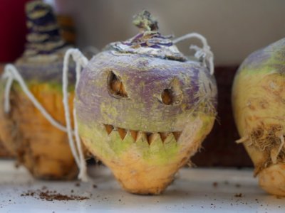 Hop tu Naa turnip carving