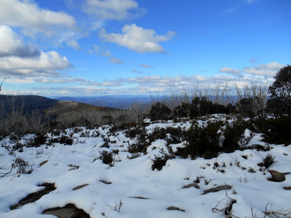 Lake Mountain. Late winter snow