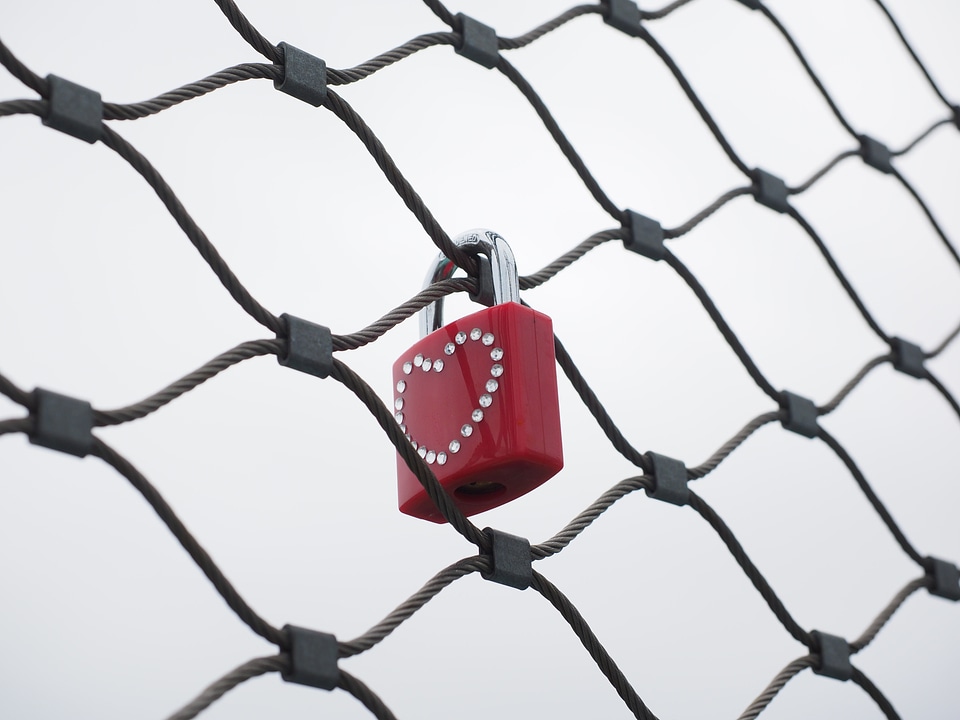 Love castle padlock engraving
