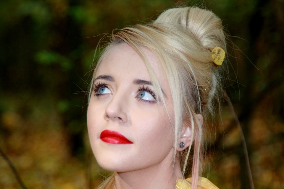 Blue eyes blond beauty