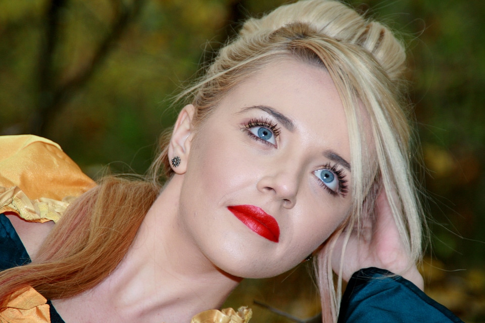 Blue eyes blond beauty