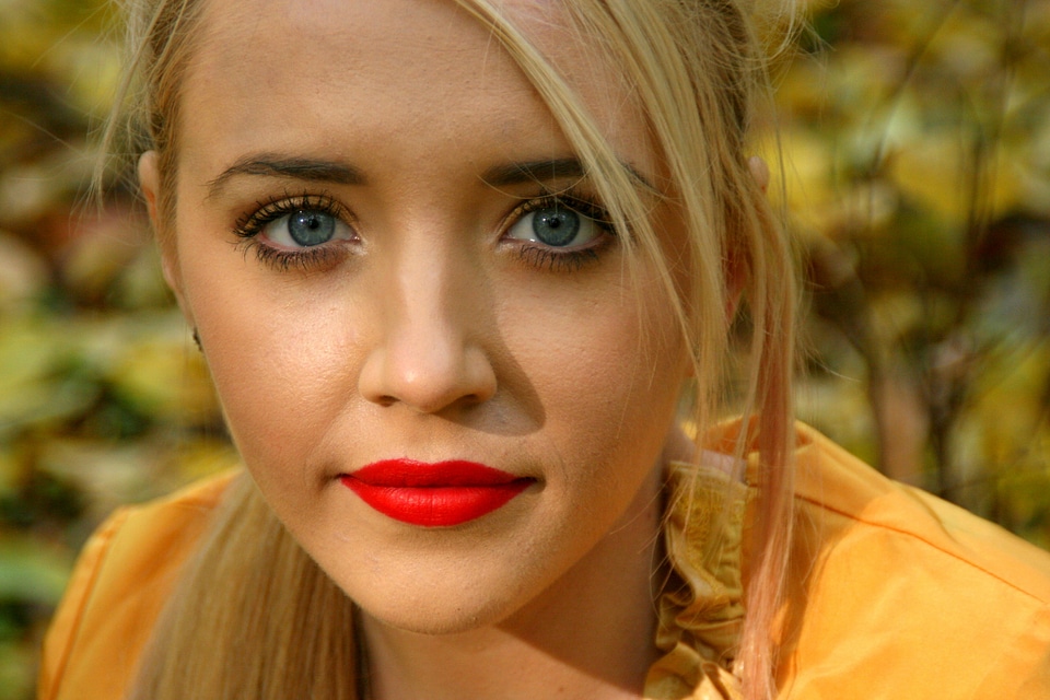 Blue eyes blond beauty