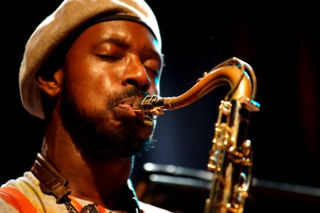 Louis Moholo-Moholo '5 Blokes', BIM 5 september 2019 - Shabaka Hutchings DSC03524
