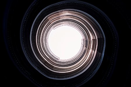 ai9ugh6wzr0-samuel-zeller