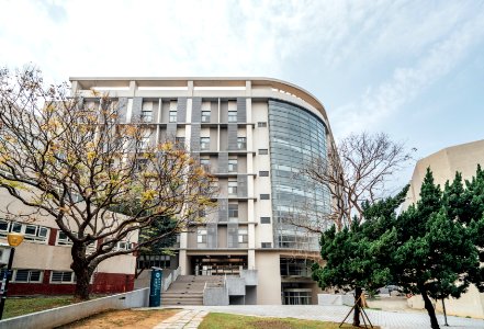 交大基礎科學大樓（科學三館）