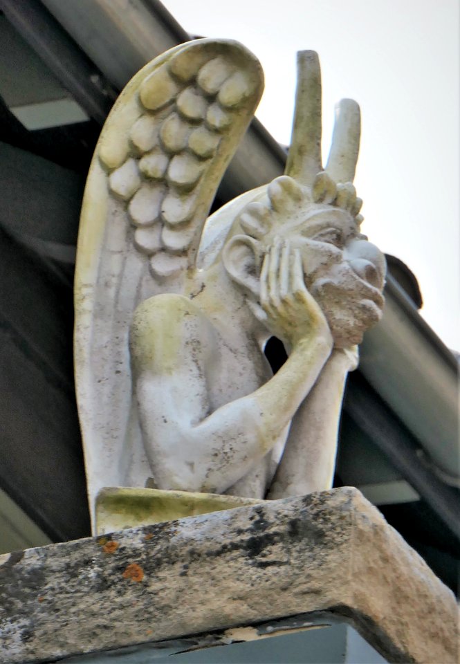 I wonder what this Gargoyle is thinking about?