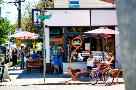 cafe 3 se clinton st