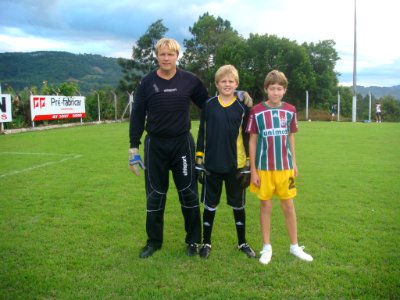 Meu pai, eu e o Matheus Scarduelli Luiz.