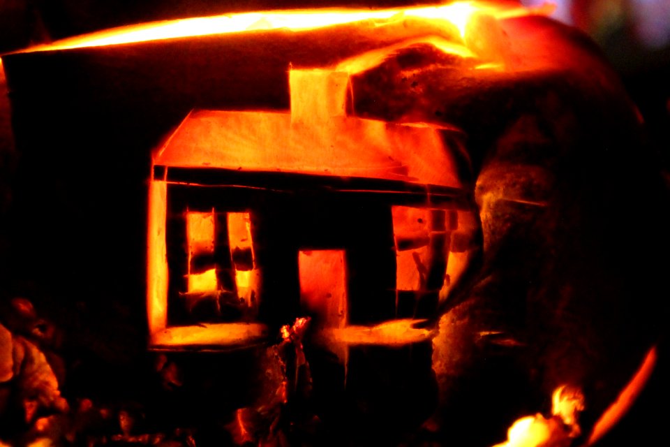 Hop-tu-naa turnip carving: A cottage