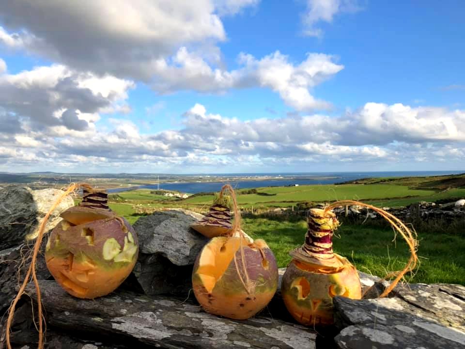 Hop tu Naa turnip lantern (Leona Bell 2019)