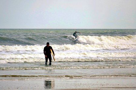 03-16-21-BILLY OUT OF WATER SURFER BIHIND-P1880788