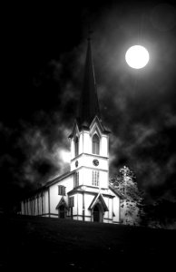Lillesand church photo