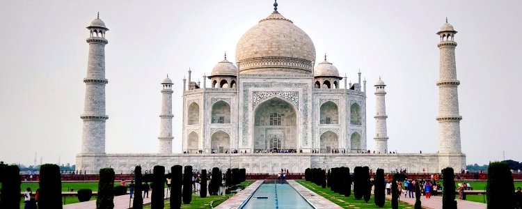 fastbooktrip-Agra-holiday-Taj-mahal-