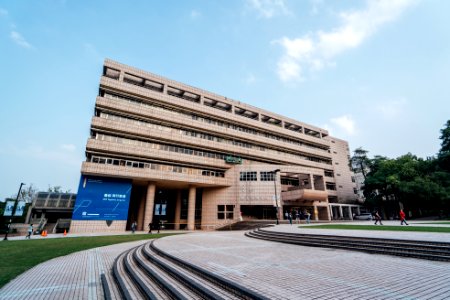 交大圖書館景致